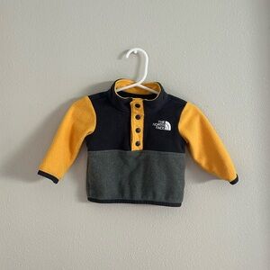 The North Face Pullover